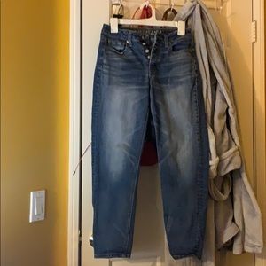 American Eagle Girlfriend Jeans cropped